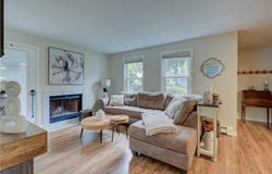 1 Willow Glen Court, Warwick, RI 02889