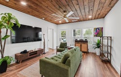 207 S Chestnut St, Lampasas, TX 76550