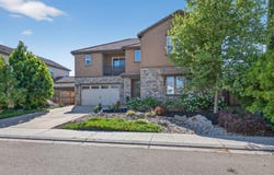 638 Mesa Dr S, Madera, CA 93636