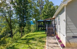 207 Little Horse Road, Waynesville, NC 28786