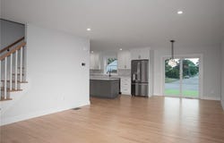 30 Recess Lane, Warwick, RI 02889