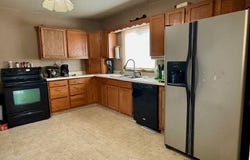 1117 W 3rd Street, Redfield, SD 57469