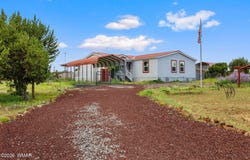 68 Charlene Drive, Concho, AZ 85924