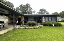 1172 W 20th St, Laurel, MS 39440