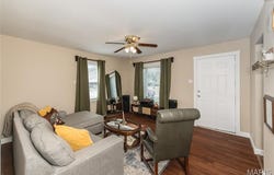 12104 Fleetwood Place, Maryland Heights, MO 63043