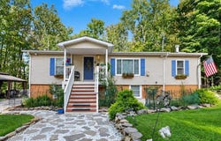 120 Tiffany Road, Hawley, PA 18428