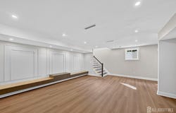 28 Ross Hall Boulevard, Piscataway, NJ 08854