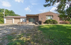 11894 State Route 56 E, Circleville, OH 43113