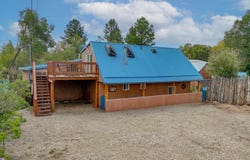 32 Valerio Road, Ranchos de Taos, NM 87557