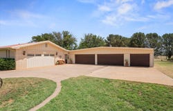 1024 U.S. 82, Brownfield, TX 79316