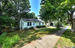 232 Anns Farm Road, Hamden, CT 06518