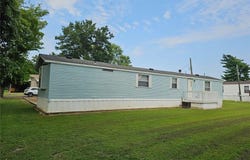 702 E Feifer, Sparta, IL 62286