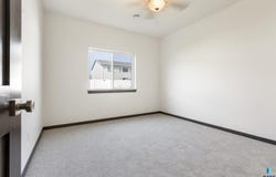 2406 E Jetty Pl, Sioux Falls, SD 57108