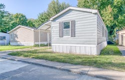 172 Paradise Boulevard, Madison, OH 44057