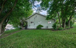 411 Harmony Rd, Baden, PA 15005