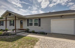 3009 N Marshall Road, Marshfield, MO 65706