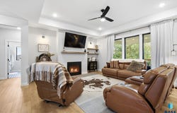 8032 E Norway Pine Trl, Sioux Falls, SD 57110