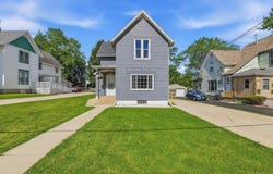 608 N Center Street, Beaver Dam, WI 53916