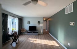 409 S 1st St, Fairfield, IL 62837