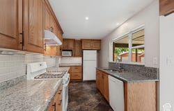 9297 S SNEDDON Dr E, Sandy, UT 84070
