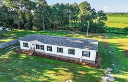 1978 E Hanrahan Road, Ayden, NC 28513