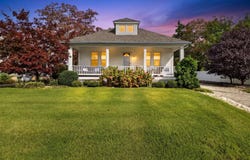 72 Smith Street, East Lyme, CT 06357
