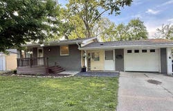 1035 E MYRTLE Street, Canton, IL 61520