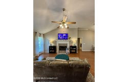 109 Evergreen Way, Flowood, MS 39232