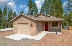 431 F St, Plummer, ID 83851