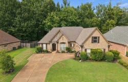 8268 BARTLETT GAP Dr, Bartlett, TN 38133-5804