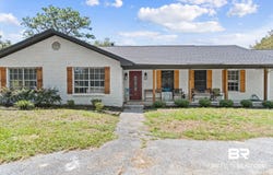 5330 E Bay Blvd, Gulf Breeze, FL 32563
