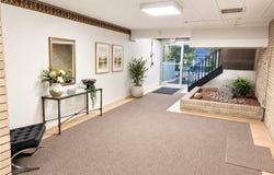 605 Shady Ave, Shadyside, PA 15206
