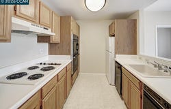 1860 Tice Creek Dr, Walnut Creek, CA 94595