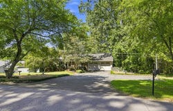 4207 Mashie Drive, Pfafftown, NC 27040
