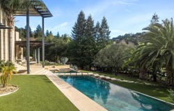 LOS ALTOS HILLS, CA 94022