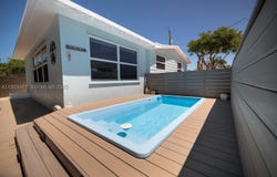 212 Buttonwood Ln, Key Largo, FL 33070