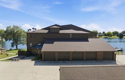630 Briarstone Drive #6, Mason City, IA 50401
