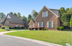 305 DUNROBIN CIRCLE, PELHAM, AL 35124