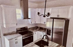 2908 52 st W, FL 33971