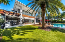 385 Centre Is, Golden Beach, FL 33160