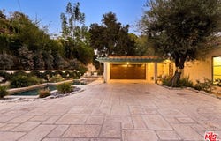 1395 Inverness Dr, Pasadena, CA 91103
