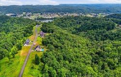 446 Aviators Point, Eleanor, WV 25168