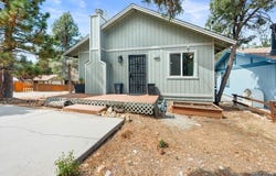 196 Sunset Lane, Sugarloaf, CA 92386