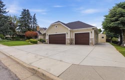8228 S SET POINT Cir E, Sandy, UT 84093