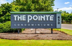 650 HARLOW Rd, Springfield, OR 97477