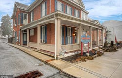 126 E KING Street, SHIPPENSBURG, PA 17257