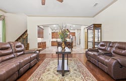 225 Bentley Drive, Midlothian, TX 76065