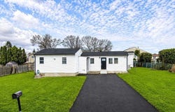 715 Newhall St, Fall River, MA 02721
