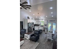 803 Robin Road, Mountain Grove, MO 65711