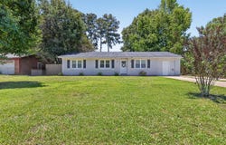 309 Logan Drive, Summerville, SC 29483